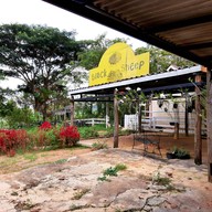 บรรยากาศ ตลาดน้ำเขาใหญ่