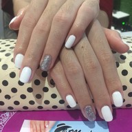 Madam Nail Spa