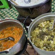 เมนูของร้าน ชัยพฤติข้าวแกงไก่กรอบ