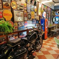 บรรยากาศ ขาหมูพะโล้วินเทจ Kha Moo Palo Vintage