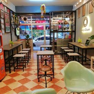 บรรยากาศ ขาหมูพะโล้วินเทจ Kha Moo Palo Vintage