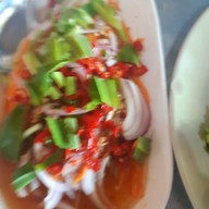 หน้าร้าน สโมสรโรงเตี๊ยมริมบึง