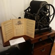 ร้านอาหารบ้านหมอมี