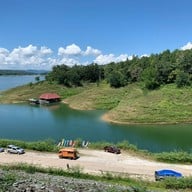 ร้านสีไวปลาเผา เขื่อนสิริกิติ์ เขื่อนสิริกิติ์