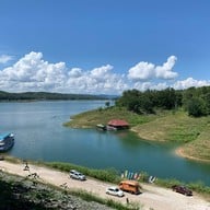 ร้านสีไวปลาเผา เขื่อนสิริกิติ์ เขื่อนสิริกิติ์