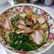 เมนูของร้าน ช.บะหมี่เกี๊ยว ข้าวหมูแดง หมูกรอบ(สวนสยาม) รามอินทรา
