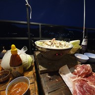 ม่อนซาน