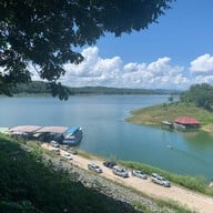 ร้านสีไวปลาเผา เขื่อนสิริกิติ์ เขื่อนสิริกิติ์