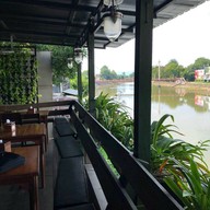 The Riverside Restaurant Lampang