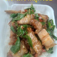 พี่นัท ผัดไทย กุ้ง สด
