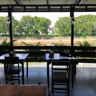 The Riverside Restaurant Lampang