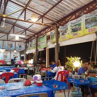 เอออิ่มจิ้มจุ่ม