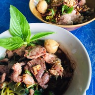 ก๋วยเตี๋ยวเรือตาตุ๊.โบราณ กะทิสด