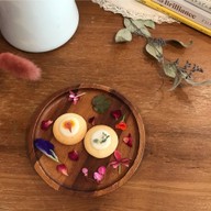 เมนูของร้าน Flower in Hand by P. Cafe