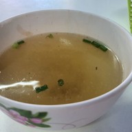 เป็ดย่าง หมูกรอบ สาธุประดิษฐ์
