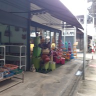 บ้านถวาย
