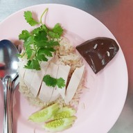 เจ๊หงษ์ข้าวมันไก่ เวทีมวยอ้อมน้อย(ต้นตำรับ)