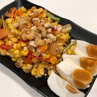 เมนูของร้าน เจ๊แดงสามย่าน ส้มตำ คอหมูย่าง เจ๊แดงจุ่มนัวร์ ซีคอนสแควร์ ศรีนครินทร์