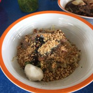 ก๋วยเตี๋ยวเรือนายเอี่ยว