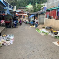 บรรยากาศ ตลาดสดแม่สลอง