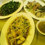 ข้าวต้มริมรั้ว โรงแรมน่านเจ้า พิษณุโลก