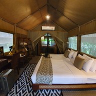 หินตกริเวอร์แค้มป์ ณ ช่องเขาขาด