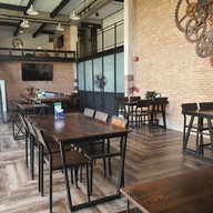 The Entaneer Poshtel