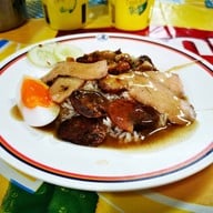 เมนูของร้าน ข้าวหมูแดงซอกตึกสามย่าน เชลล์ชวนชิม