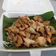 ร้านอาหารรักคุณ ( อ้ายหนี่ ) สารินธารา