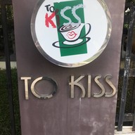 To Kiss Homemade Cake