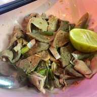 เกาเหลาเลือดหมู โจ๊กรสเด็ด เฮียตือ