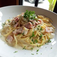 KUM JAN CAFE AND THAI DESSERT