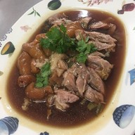 ขาหมูเมืองทอง