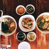 เมนูของร้าน กวยจั๊บพลสุวรรณ สาขา 7