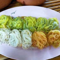 เมนูของร้าน สิวาลัย แม่ทองร้อยขนมจีนหล่มเก่า