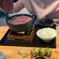 เมนูของร้าน TANK Restaurant & Cafe