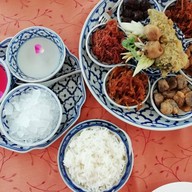 เมนูของร้าน ร้านอาหารบ้านหมอมี