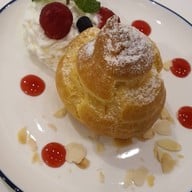 Charm Eatery & Cafe