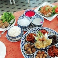 เมนูของร้าน ร้านอาหารบ้านหมอมี