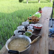 บ้านผ่อดอย กอยดาว