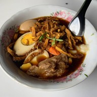 ก๋วยจั๊บโบราณ ตลาดเก่าจันทบูร