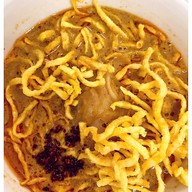 แปดริ้วขนมจีนเส้นสด