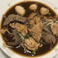 เมนูของร้าน ก๋วยเตี๋ยวเรืออโยธยา ณ ท่าสุรวงศ์