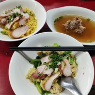 ป.กวางเจา บะหมี่ หน้าเซเว่นแฟลตบางชัน