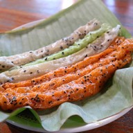 เมนูของร้าน ข้าวเปิ๊บยายเครื่อง