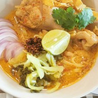 เมนูของร้าน อิ่มหมีพีมัน ข้าวขาหมู&ข้าวซอย น้ำเงี้ยว By Olddern