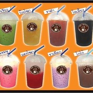 ร้านคุณย่า กาแฟโบราณ เทียนทะเล 26 ( หน้าร้านBB Shop)