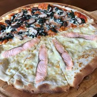 เมนูของร้าน Tom's Enzo Trattoria