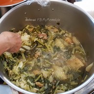 ป้าฟ้า หมูย่างยำ & กับข้าวกับปลา Pafah