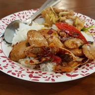 ป้าฟ้า หมูย่างยำ & กับข้าวกับปลา Pafah